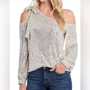 🌸CECE SILVER BLOUSE OFF THE SHOULDER BOW SIZE LARGE🌸